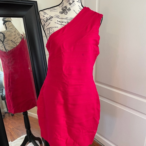 Express Pink One Sshoulder Bodycon Bandage Dress. Size L. - Picture 1 of 4